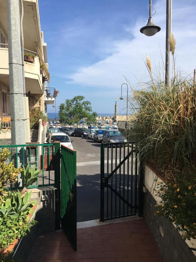 Da Alfio Lägenhet Acireale Exteriör bild